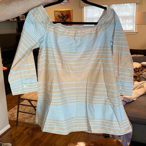 Off the shoulder Lafayette 148 top. L.